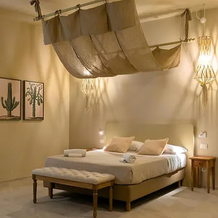 Готель Palazzorusso Ortigia & *